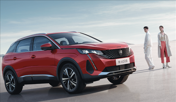 15.97萬(wàn)元 新款東風(fēng)標(biāo)致4008入門款上市：能閹配置的全閹了