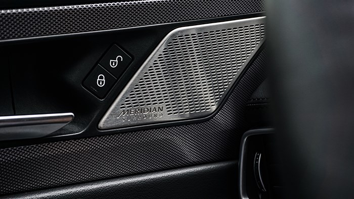 專(zhuān)為運(yùn)動(dòng)而造 捷豹XEL評(píng)測(cè) 