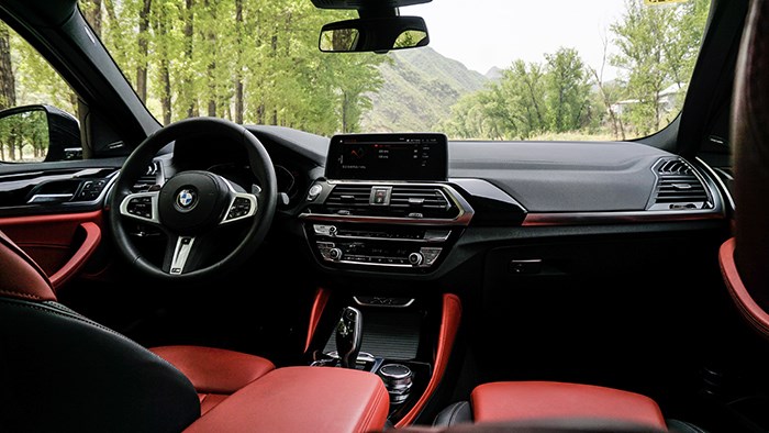 要運(yùn)動(dòng)又要格調(diào) 寶馬X4 xDrive30i評(píng)測(cè)