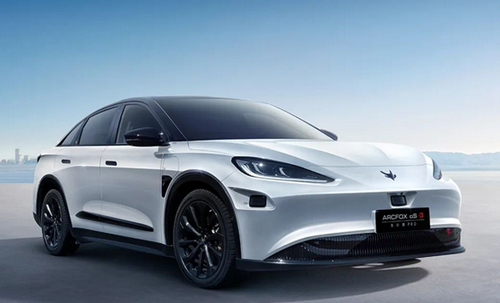 乾崑智駕限時免費(fèi)！極狐阿爾法S先行版PRO發(fā)布顯示優(yōu)惠：立減3萬